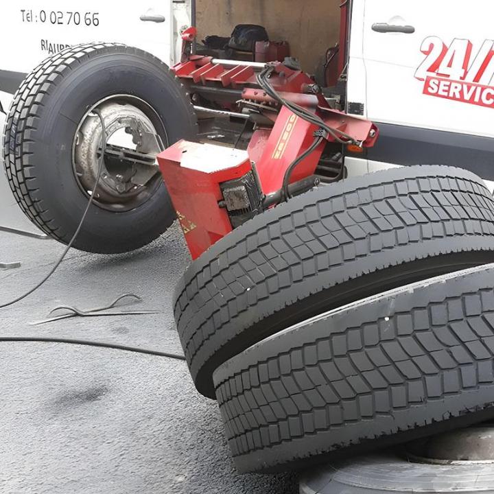 Nous sommes déterminés à fournir un service exceptionnel en matière de réparation de pneus dans le Val-d'Oise.